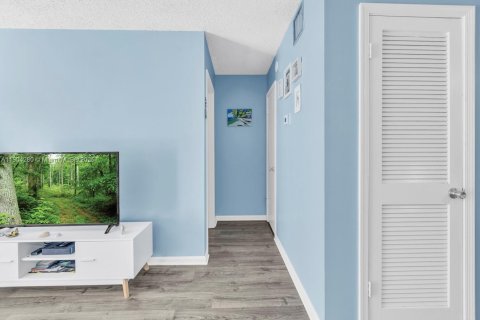 Copropriété à vendre à Fort Lauderdale, Floride: 1 chambre, 78.97 m2 № 1956480 - photo 17