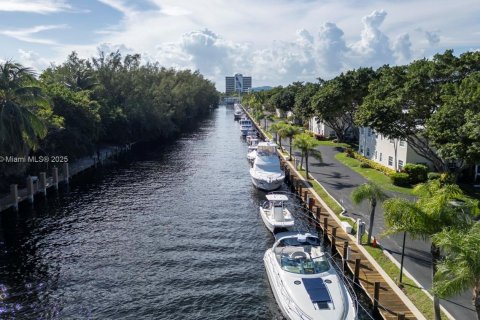 Copropriété à vendre à Fort Lauderdale, Floride: 1 chambre, 78.97 m2 № 1956480 - photo 29