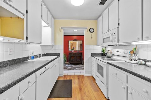 Villa ou maison à vendre à Odessa, Floride: 3 chambres, 161.84 m2 № 1549487 - photo 27