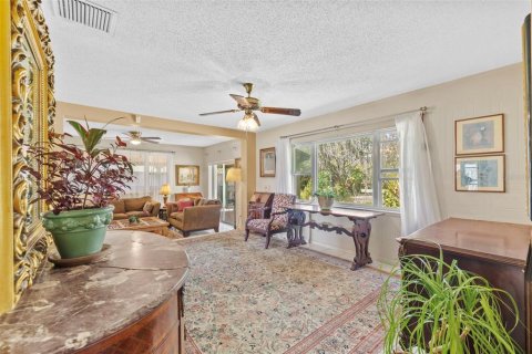 Villa ou maison à vendre à Odessa, Floride: 3 chambres, 161.84 m2 № 1549487 - photo 16