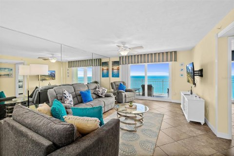 Condo in Daytona Beach, Florida, 2 bedrooms  № 1583636 - photo 10