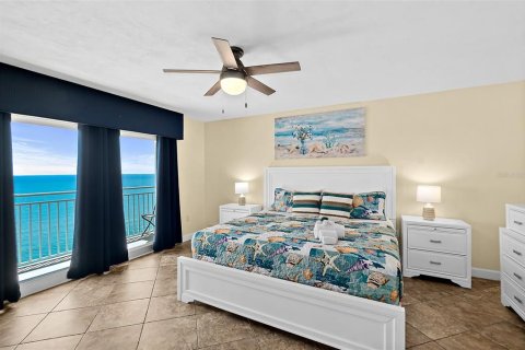 Condo in Daytona Beach, Florida, 2 bedrooms  № 1583636 - photo 18