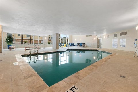 Condo in Daytona Beach, Florida, 2 bedrooms  № 1583636 - photo 30