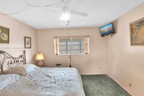 Condominio en venta en Lauderdale Lakes, Florida, 1 dormitorio, 63.55 m2 № 2076884 - foto 24