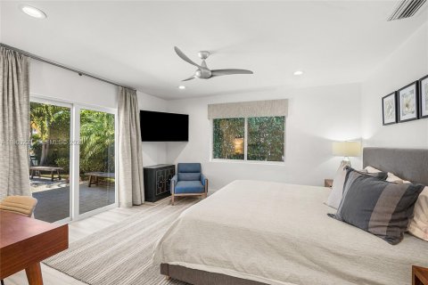 Villa ou maison à vendre à Lighthouse Point, Floride: 3 chambres, 216.65 m2 № 2025105 - photo 19