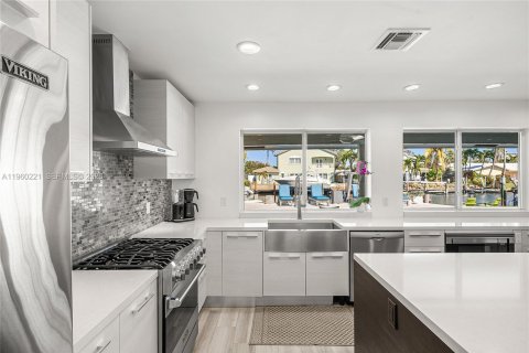 Villa ou maison à vendre à Lighthouse Point, Floride: 3 chambres, 216.65 m2 № 2025105 - photo 11