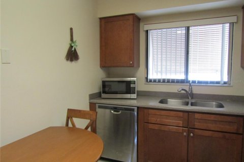 Condo in Sarasota, Florida, 2 bedrooms  № 2098663 - photo 4