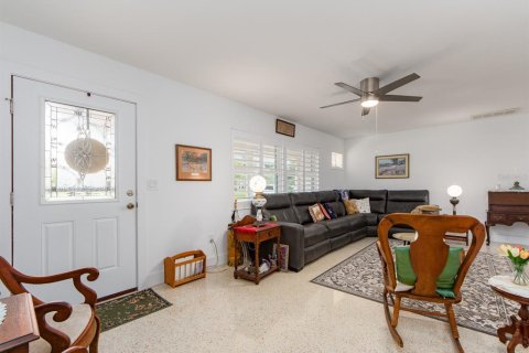 Villa ou maison à vendre à Dunedin, Floride: 2 chambres, 114.27 m2 № 2347990 - photo 4