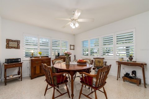 Villa ou maison à vendre à Dunedin, Floride: 2 chambres, 114.27 m2 № 2347990 - photo 12