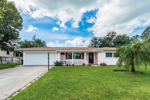 Villa ou maison à vendre à Dunedin, Floride: 2 chambres, 114.27 m2 № 2347990 - photo 2