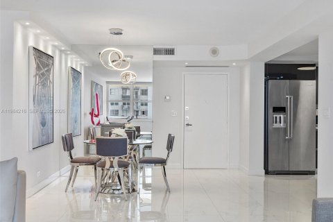 Снять в аренду кондоминиум в Санни-Айлс-Бич, Флорида 2 спальни, 100.98м2, № 2045480 - фото 12