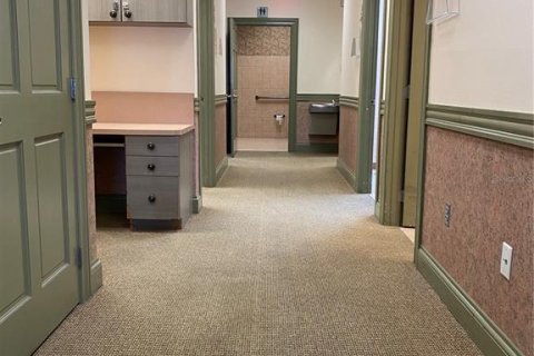 Propiedad comercial en alquiler en The Villages, Florida № 1303217 - foto 7