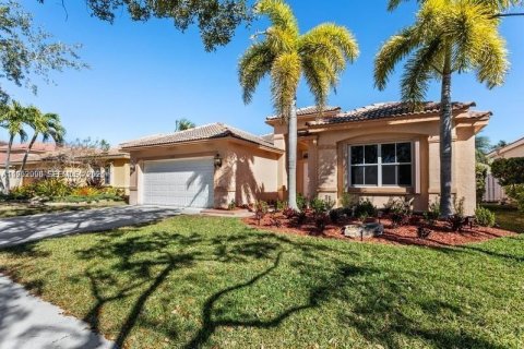 Villa ou maison à Weston, Floride 3 chambres, 197.42 m2 № 2025754