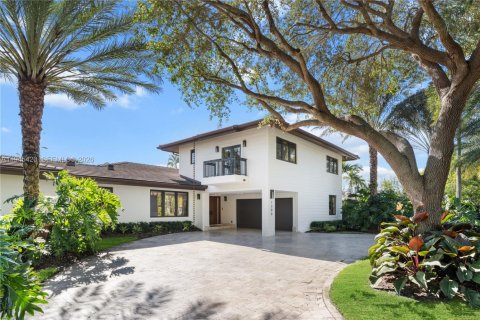 Villa ou maison à vendre à Coral Gables, Floride: 5 chambres, 406.82 m2 № 2002702 - photo 14
