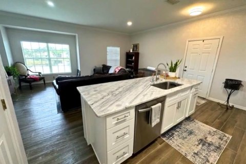Condo in Winter Haven, Florida, 2 bedrooms  № 2238582 - photo 6