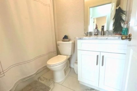 Condo in Winter Haven, Florida, 2 bedrooms  № 2238582 - photo 14
