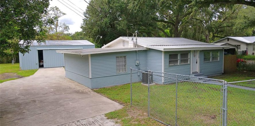 House in Kissimmee, Florida 3 bedrooms, 97.36 sq.m. № 1907491