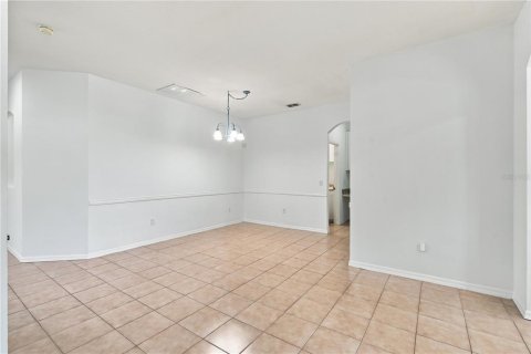 Villa ou maison à louer à Tampa, Floride: 3 chambres, 203.46 m2 № 2412704 - photo 9