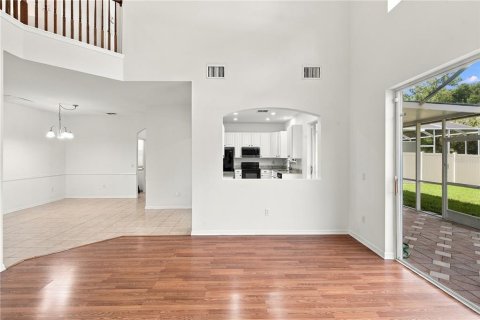 Villa ou maison à louer à Tampa, Floride: 3 chambres, 203.46 m2 № 2412704 - photo 13