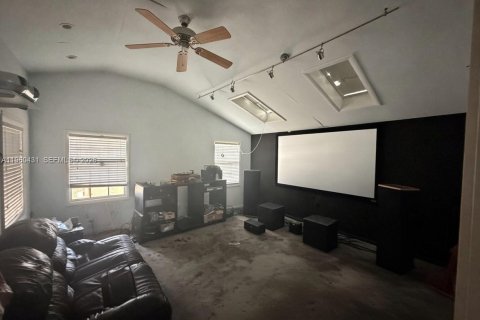 Casa en venta en Oakland Park, Florida, 2 dormitorios, 60.94 m2 № 2023894 - foto 11