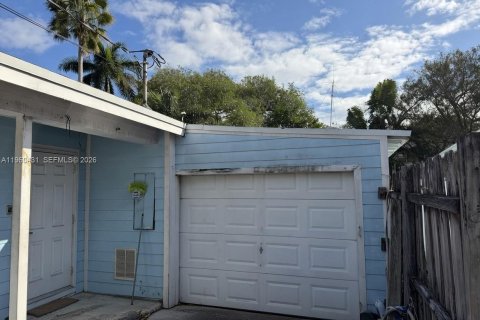 Casa en venta en Oakland Park, Florida, 2 dormitorios, 60.94 m2 № 2023894 - foto 6