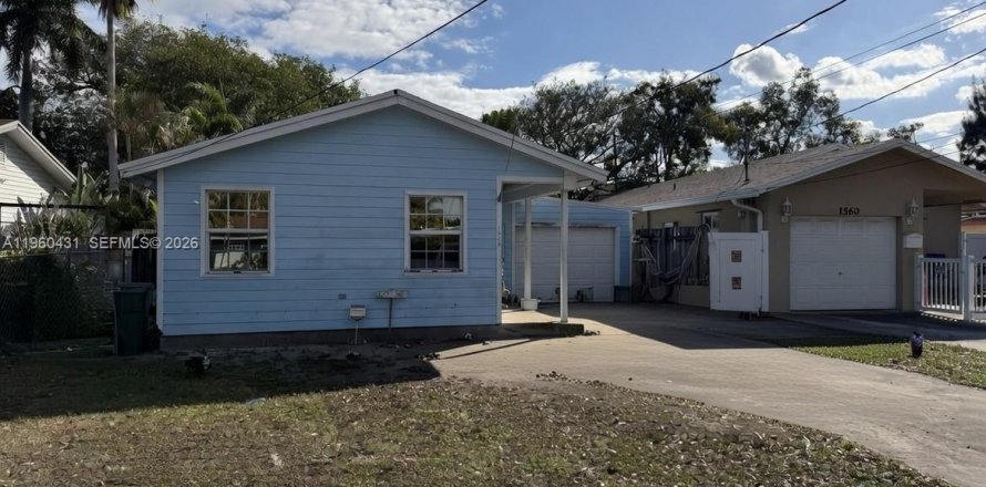 Casa en Oakland Park, Florida 2 dormitorios, 60.94 m2 № 2023894
