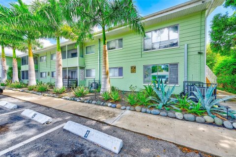 Copropriété à louer à Clearwater, Floride: 2 chambres, 78.97 m2 № 2167145 - photo 12