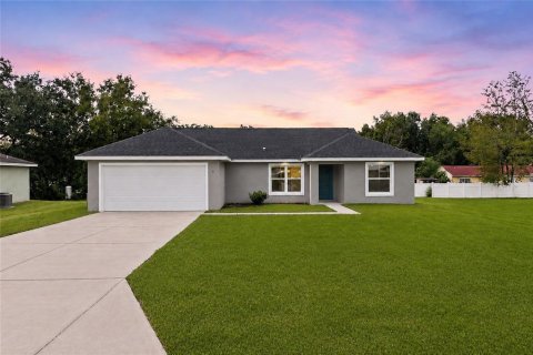 Casa en Ocala, Florida 3 dormitorios, 131.55 m2 № 2339032