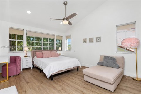 House in Weston, Florida 3 bedrooms, 190.17 sq.m. № 2260057 - photo 22