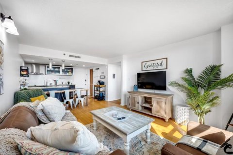 Condominio en venta en Clearwater, Florida, 2 dormitorios, 78.5 m2 № 1673683 - foto 5