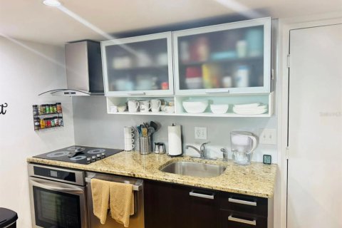 Condominio en venta en Clearwater, Florida, 2 dormitorios, 78.5 m2 № 1673683 - foto 8