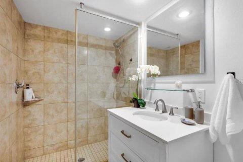 Condominio en venta en Clearwater, Florida, 2 dormitorios, 78.5 m2 № 1673683 - foto 18