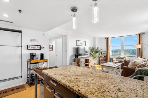 Condominio en venta en Clearwater, Florida, 2 dormitorios, 78.5 m2 № 1673683 - foto 7