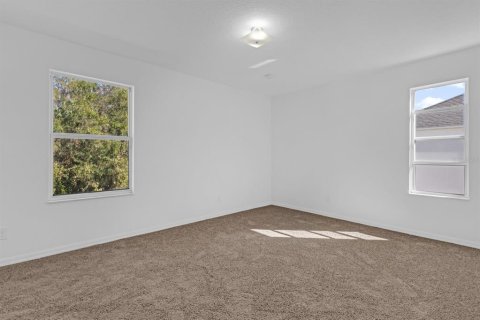 House in Kissimmee, Florida 5 bedrooms, 386.01 sq.m. № 1555394 - photo 25
