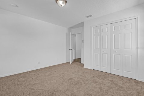 House in Kissimmee, Florida 5 bedrooms, 386.01 sq.m. № 1555394 - photo 26