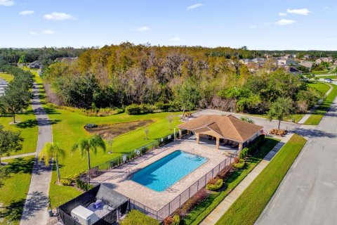 House in Kissimmee, Florida 5 bedrooms, 386.01 sq.m. № 1555394 - photo 17