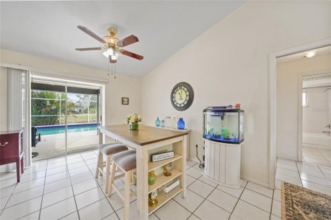 Villa ou maison à vendre à Port Charlotte, Floride: 3 chambres, 120.77 m2 № 1555168 - photo 6