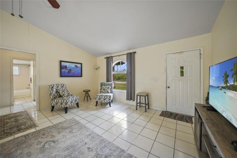 Villa ou maison à vendre à Port Charlotte, Floride: 3 chambres, 120.77 m2 № 1555168 - photo 2