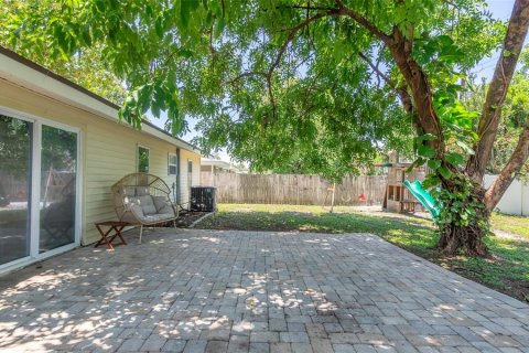 Casa en venta en Saint Petersburg, Florida, 3 dormitorios, 116.78 m2 № 2237964 - foto 19
