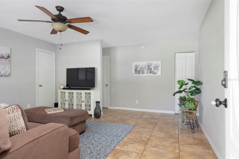 Casa en venta en Saint Petersburg, Florida, 3 dormitorios, 116.78 m2 № 2237964 - foto 3