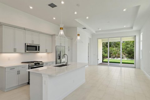 Casa en venta en Port St. Lucie, Florida, 2 dormitorios, 138.8 m2 № 2190049 - foto 4