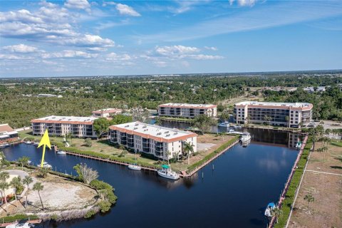 Condominio en venta en Punta Gorda, Florida, 2 dormitorios, 106.56 m2 № 1416021 - foto 13