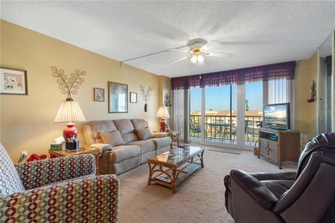 Condominio en venta en Punta Gorda, Florida, 2 dormitorios, 106.56 m2 № 1416021 - foto 3