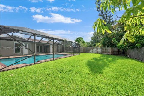 House in Sunrise, Florida 4 bedrooms, 175.12 sq.m. № 1875011 - photo 22