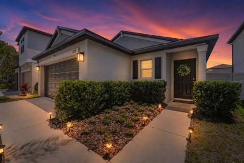 Casa en Sun City Center, Florida 3 dormitorios, 134.8 m2 № 2100961