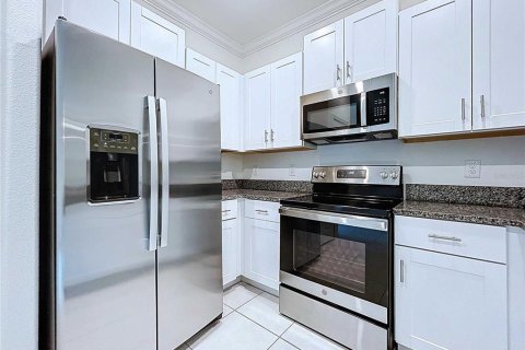 Touwnhouse à vendre à Wesley Chapel, Floride: 3 chambres, 154.78 m2 № 1770224 - photo 10
