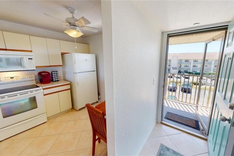 Condominio en venta en Punta Gorda, Florida, 2 dormitorios, 107.12 m2 № 1733069 - foto 4