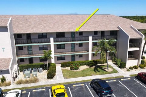 Condominio en venta en Punta Gorda, Florida, 2 dormitorios, 107.12 m2 № 1733069 - foto 1