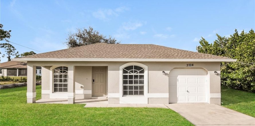 Villa ou maison à Lehigh Acres, Floride 3 chambres, 97.36 m2 № 1447465