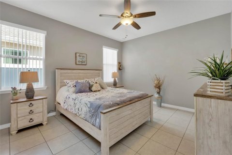 House in Kissimmee, Florida 3 bedrooms, 143.26 sq.m. № 1626255 - photo 13